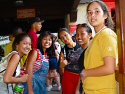  Maui Students At Six Flags 