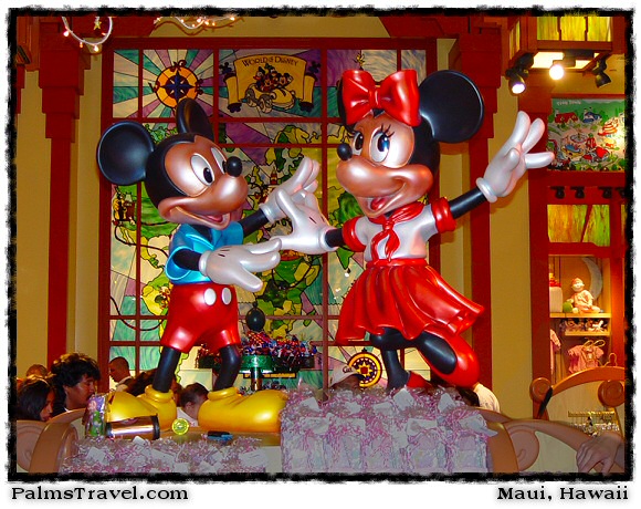  Mickey & Minnie Mouse 